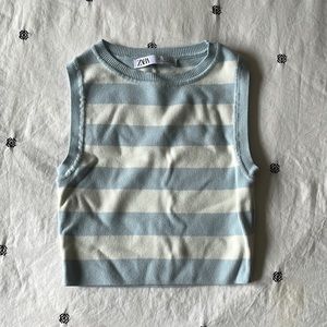 zara sleeveless crop top blue and white